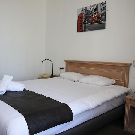 Brit Hotel Aux Sacres Reims, Centre Historique Εξωτερικό φωτογραφία