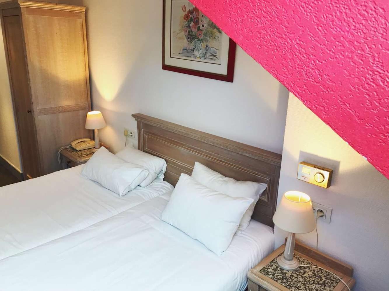 Brit Hotel Aux Sacres Reims, Centre Historique Εξωτερικό φωτογραφία